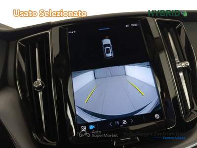 Volvo XC60 2.0 b4 momentum awd auto Blu/Azzurro usata Bari