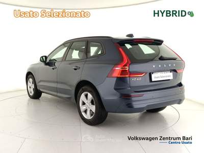Volvo XC60 2.0 b4 momentum awd auto Blu/Azzurro usata Bari