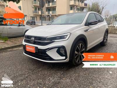 Volkswagen Taigo Taigo 1.0 TSI 110 CV R-Line Bianco usata Rossano Stazione