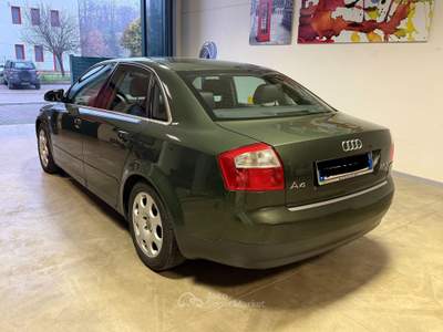 Audi A4 A4 2.5 V6 tdi quattro 180cv Verde usata Pianoro