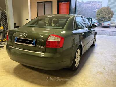 Audi A4 A4 2.5 V6 tdi quattro 180cv Verde usata Pianoro