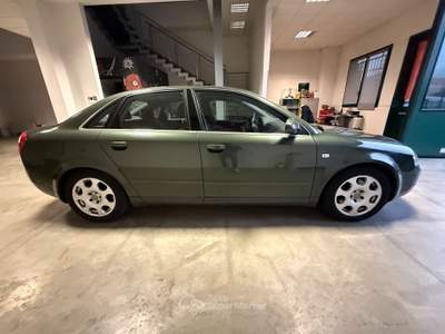 Audi A4 A4 2.5 V6 tdi quattro 180cv Verde usata Pianoro