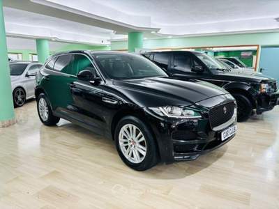 Jaguar F-Pace  2.0d 180 CV AWD aut. Portfolio Nero usata Morano Calabro