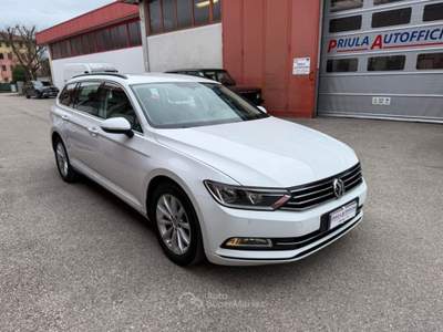 Volkswagen Passat 2.0 TDI Business SW EURO 6 Bianco usata Villorba