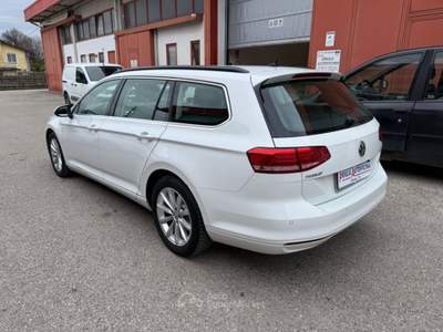 Volkswagen Passat 2.0 TDI Business SW EURO 6 Bianco usata Villorba