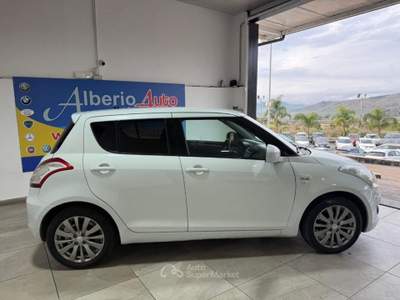 Suzuki Swift 1.3 DDiS 5 porte GL Top Bianco usata ADRANO