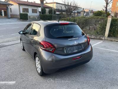 Peugeot 208 208 5p 1.2 puretech Active 82cv Grigio usata Rosà