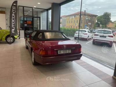 Mercedes-Benz SL 300 Rosso usata Rosà