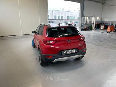 Kia Stonic 1.0 T-GDI 100CV MHEV HYBRID STYLE CAMBIO MANUALE Rosso usata Megliadino San Vitale