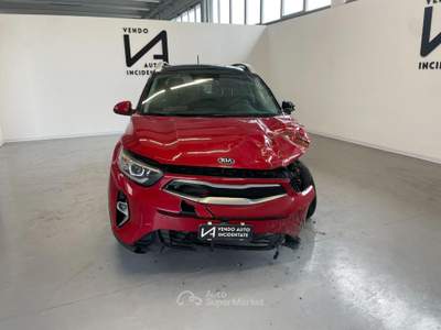 Kia Stonic 1.0 T-GDI 100CV MHEV HYBRID STYLE CAMBIO MANUALE Rosso usata Megliadino San Vitale