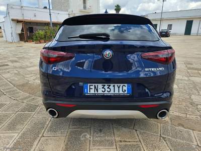 Alfa Romeo Stelvio Stelvio 2.2 T.diesel 210 CV AT8 Q4 Exec. Blu/Azzurro usata San Michele Salentino