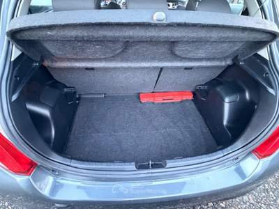 Toyota Yaris Benz 5 porte Lounge 2012 EURO5B Grigio usata Torino