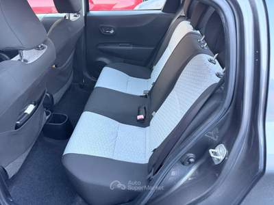 Toyota Yaris Benz 5 porte Lounge 2012 EURO5B Grigio usata Torino