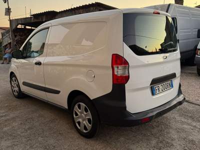Ford Transit Courier FORD TRANSIT COURRIER Bianco usata Maddaloni