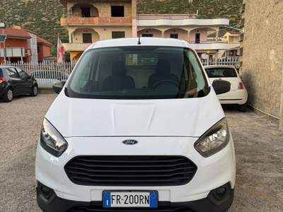 Ford Transit Courier FORD TRANSIT COURRIER Bianco usata Maddaloni