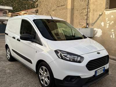 Ford Transit Courier FORD TRANSIT COURRIER Bianco usata Maddaloni