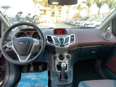 Ford Fiesta Ford Fiesta 1.4 Gpl 95cv 5 porte Marrone usata Pompei