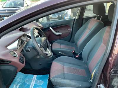 Ford Fiesta Ford Fiesta 1.4 Gpl 95cv 5 porte Marrone usata Pompei