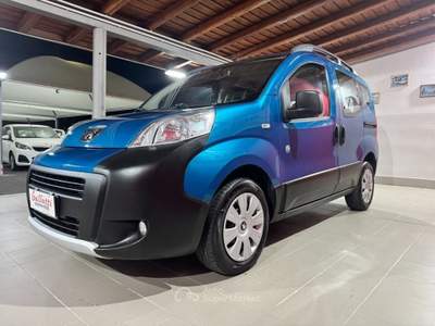 Peugeot Bipper Tepee 1.3 HDi 75 FAP Outdoor Blu/Azzurro usata Bronte
