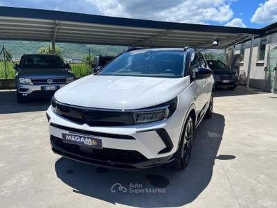Opel Grandland Grandland 1.5 Ecotec GS Line AT8 131 cv Bianco usata Sassano