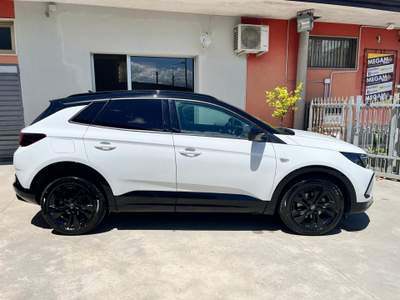 Opel Grandland Grandland 1.5 Ecotec GS Line AT8 131 cv Bianco usata Sassano