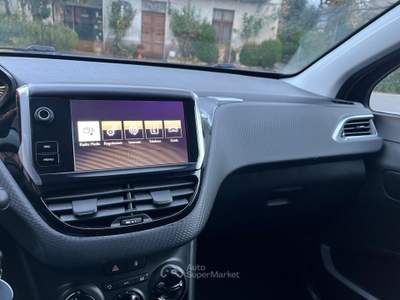 Peugeot 2008 2008 1.6 Bluehdi 100cv Active Nero usata Sassano