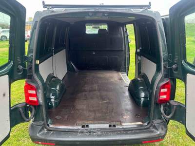 Volkswagen Transporter Furgone Verde usata COMACCHIO