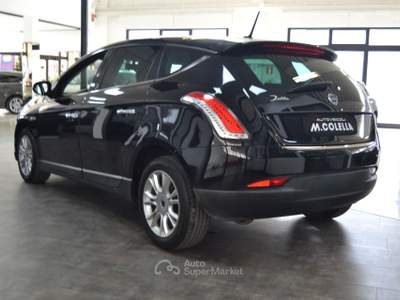 Lancia Delta GOLD UniPro/Navi/Cruise/KMDOC Nero usata Corato
