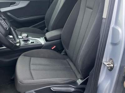 Audi A4 AVANT 2.0 TDì 150 S tronic Business Argento usata LIVORNO