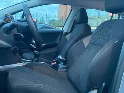 Peugeot 2008 2008 1.6 bluehdi Black Matt 100cv Grigio usata Urgnano