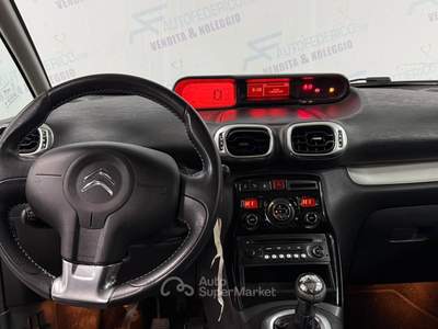 Citroen C3 Picasso Citroen C3 Picasso 1.2 Benz. 110cv Lilla usata Pompei