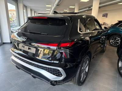 Audi Q3 TFSI 110 kW mHEV S tronic S Line edition Nero usata Varedo