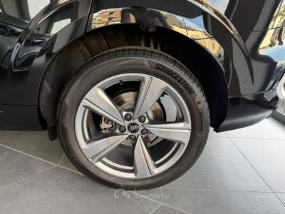 Audi Q3 TFSI 110 kW mHEV S tronic S Line edition Nero usata Varedo