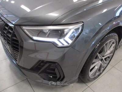 Audi Q3 Q3 35 2.0 tdi Identity Black s-tronic Grigio usata Fossano