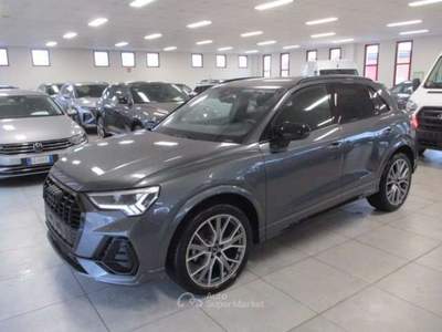 Audi Q3 Q3 35 2.0 tdi Identity Black s-tronic Grigio usata Fossano