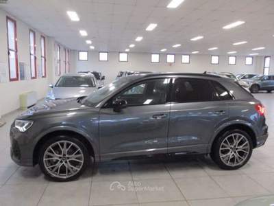 Audi Q3 Q3 35 2.0 tdi Identity Black s-tronic Grigio usata Fossano