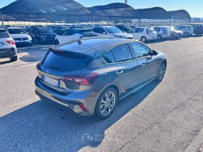Ford Focus 1.0 EcoBoost Hybrid 125 CV 5p. ST-Line Grigio usata Pieve di Soligo