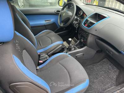 Peugeot 206 NEOPATENTATI SI Nero usata Villa di Tirano