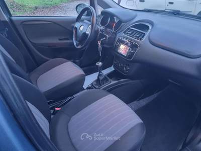 Fiat Punto Punto III 2018 5p 1.4 natural power Lounge 70cv E6 Grigio usata TREVIGLIO