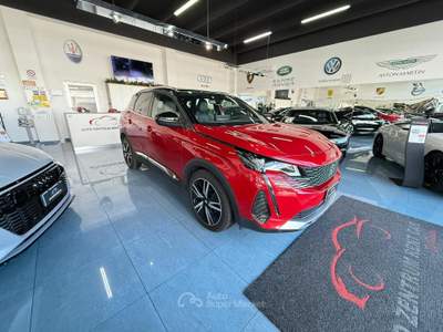 Peugeot 3008 S&S EAT8 GT Rosso usata Mottola