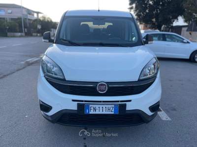 Fiat Doblò Dobl&ograve; 1.4 T-Jet Natural Power Lounge Bianco usata Follonica