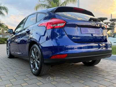Ford Focus Titanium 5 Porte Blu/Azzurro usata Mesagne