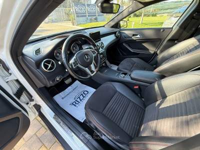 Mercedes-Benz GLA 200d Premium Amg Tetto Pelle Navi 12/2015 Bianco usata Mesagne