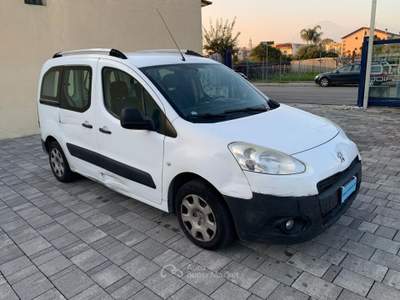 Peugeot Partner Peugeot Partner 1.6 Hdi Automatico Furgonato 3 posti Bianco usata Pompei