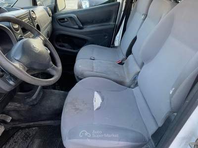 Peugeot Partner Peugeot Partner 1.6 Hdi Automatico Furgonato 3 posti Bianco usata Pompei