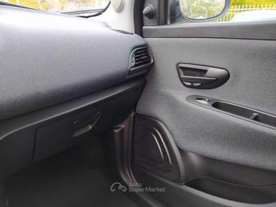 Lancia Ypsilon  - ypsilon 1.0 firefly hybrid silver s&s 70cv Nero usata Legnano