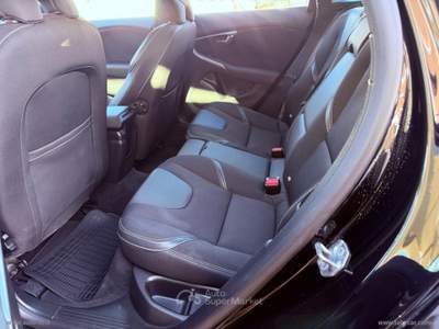 Volvo V40 V40 D2 Plus Nero usata San Michele Salentino