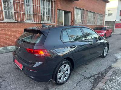 Volkswagen Golf 1.0 etsi evo Life 110cv dsg Grigio usata Cernusco sul Naviglio
