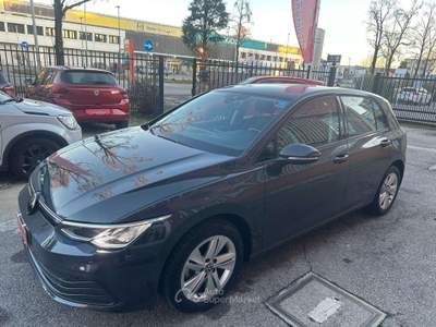 Volkswagen Golf 1.0 etsi evo Life 110cv dsg Grigio usata Cernusco sul Naviglio