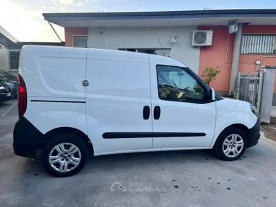 Fiat Doblò Doblò Cargo 1.6 Mjet 105 cv Bianco usata Sassano